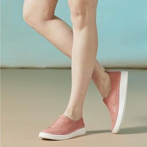 NWT Vionic Women’s Essence Zinah Slip on Platform/ 6/Terra Cotta